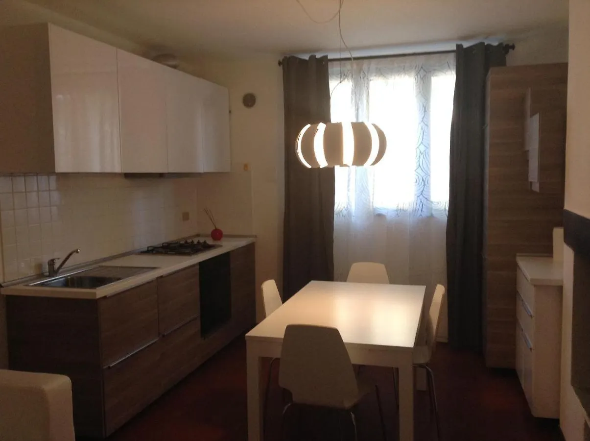סיינה Appartamenti Villa Abbraccio דירה