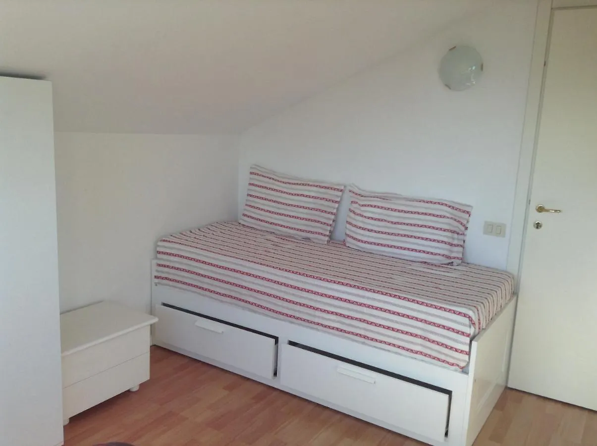 Apartment Appartamenti Villa Abbraccio Siena Italy