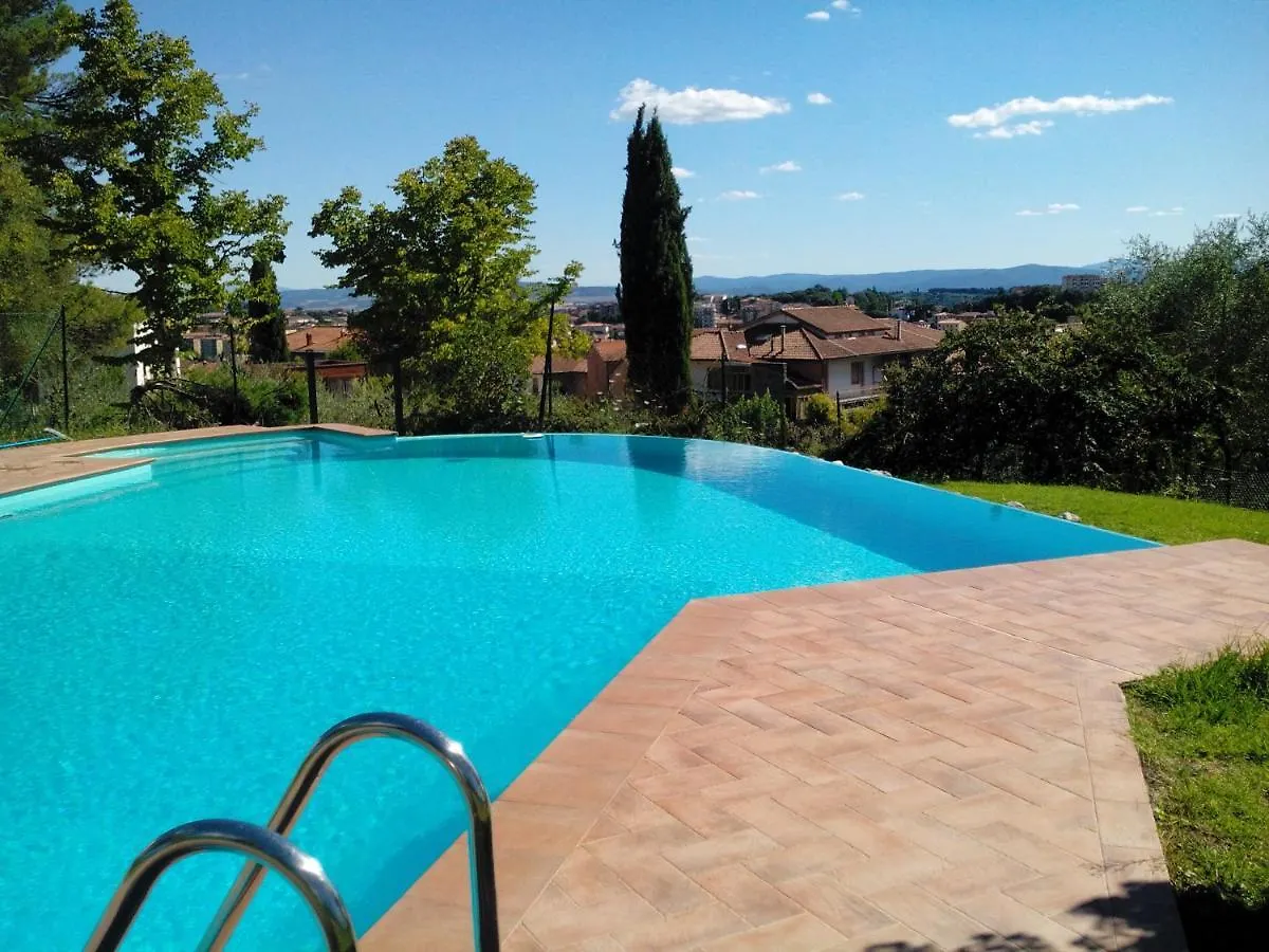 Apartment Appartamenti Villa Abbraccio Siena Italy